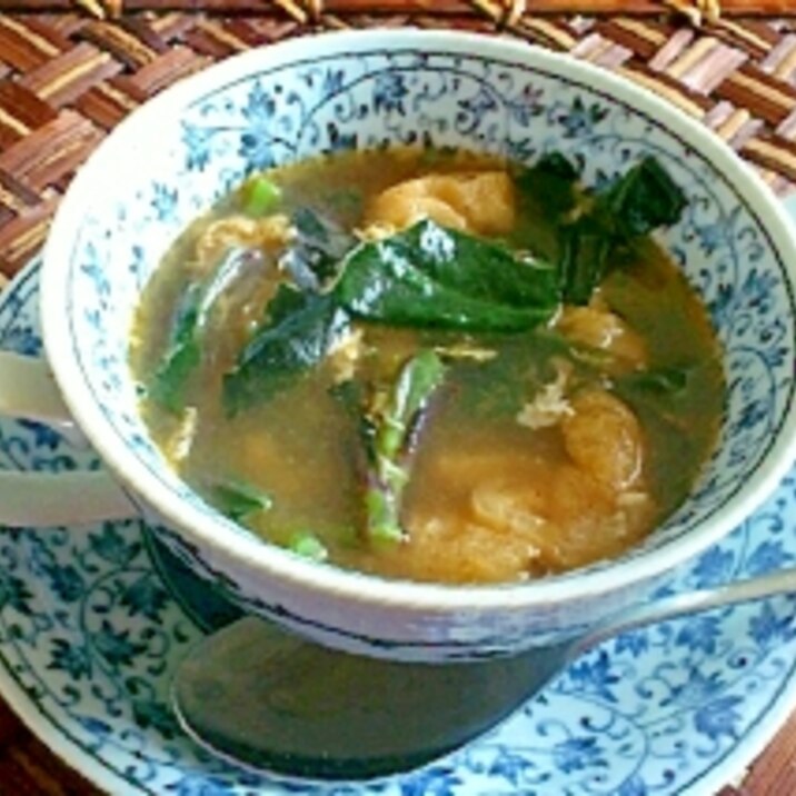 沖縄野菜でハンダマのエスニック風スープ